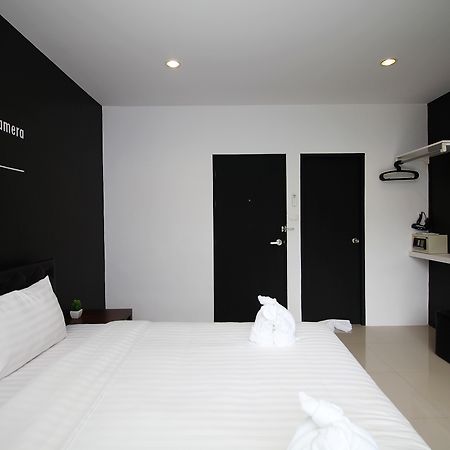 The Artist House Hotel Patong Buitenkant foto