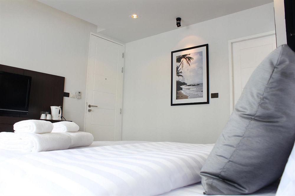 The Artist House Hotel Patong Buitenkant foto