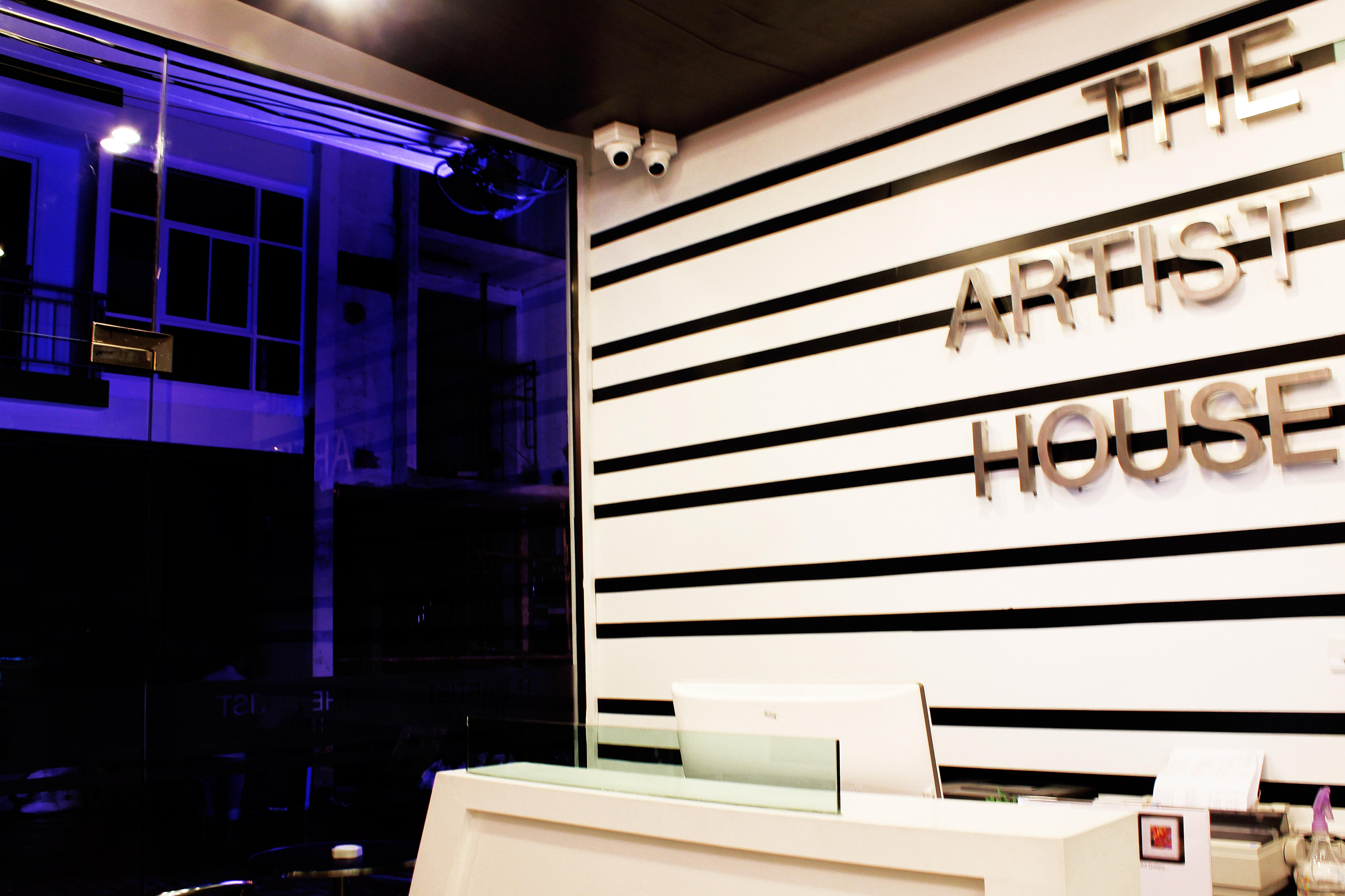 The Artist House Hotel Patong Buitenkant foto